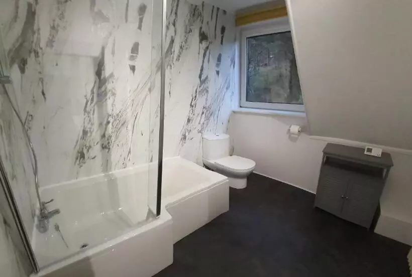 Majatalo Skye Picture House