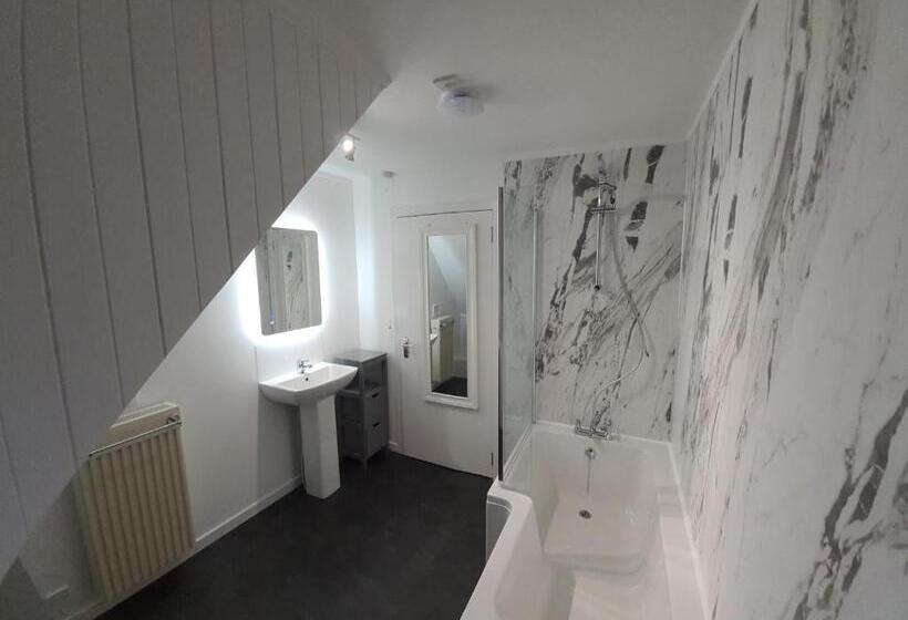 פנסיון Skye Picture House