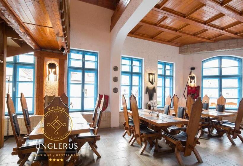 פנסיון Thomas Guesthouse