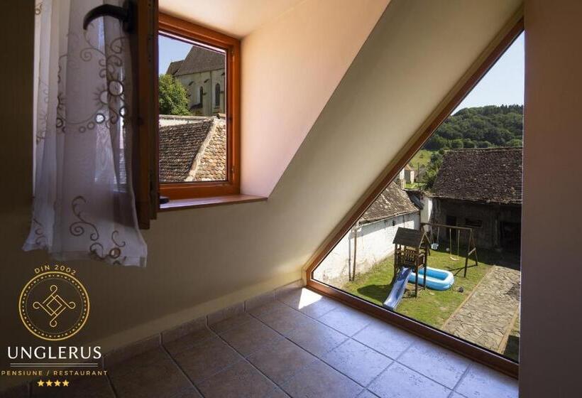 פנסיון Thomas Guesthouse