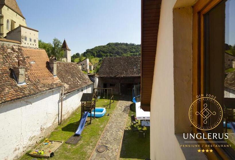 פנסיון Thomas Guesthouse