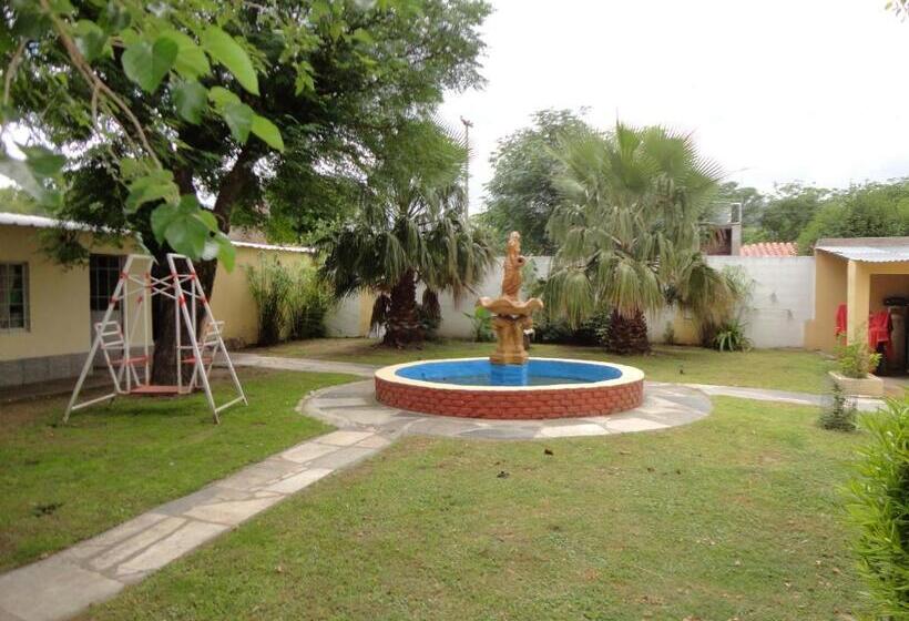 ユースホステル Hosteria Norca