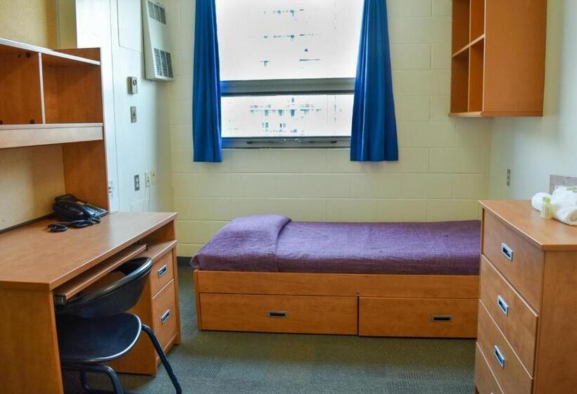 ユースホステル Toronto Metropolitan University  Pitman Hall Residence