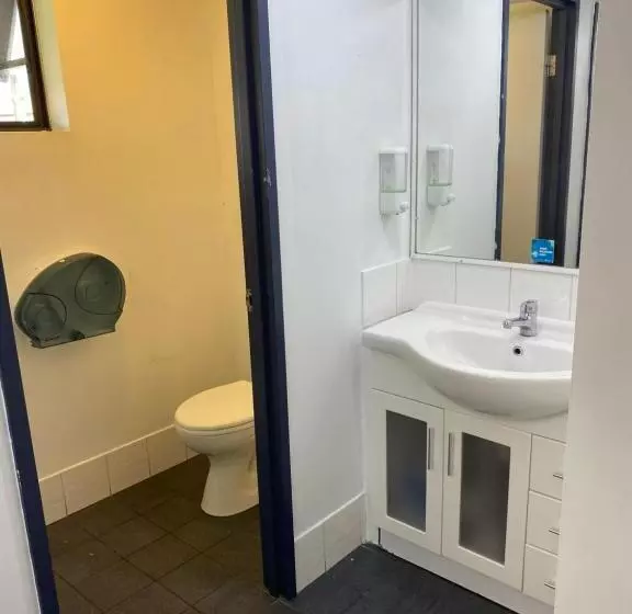 ベッドアンドブレックファースト Arrival Lodge Hostel Accommodation