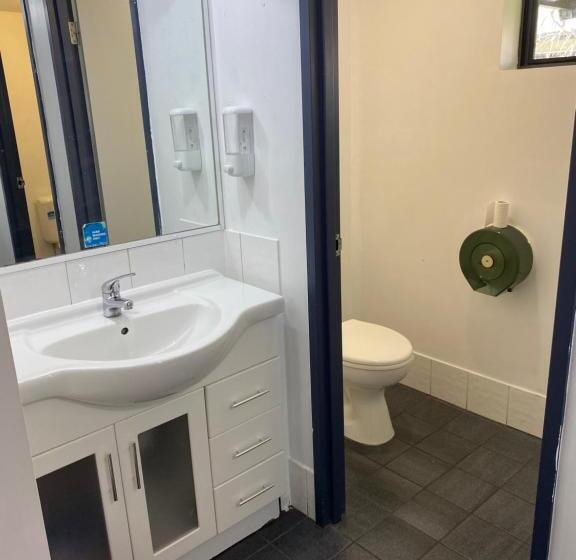 צימר Arrival Lodge Hostel Accommodation