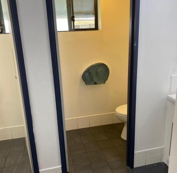 צימר Arrival Lodge Hostel Accommodation