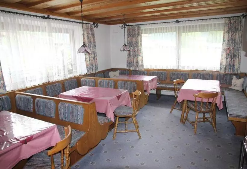 Aamiaismajoitus (B&B) Berghaus Maria