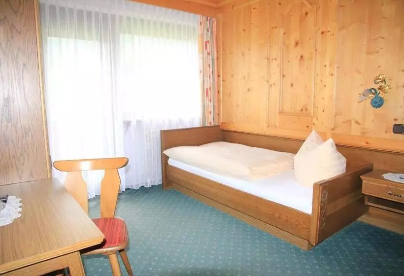 Aamiaismajoitus (B&B) Berghaus Maria