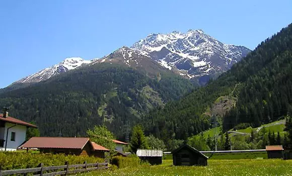 Aamiaismajoitus (B&B) Berghaus Maria