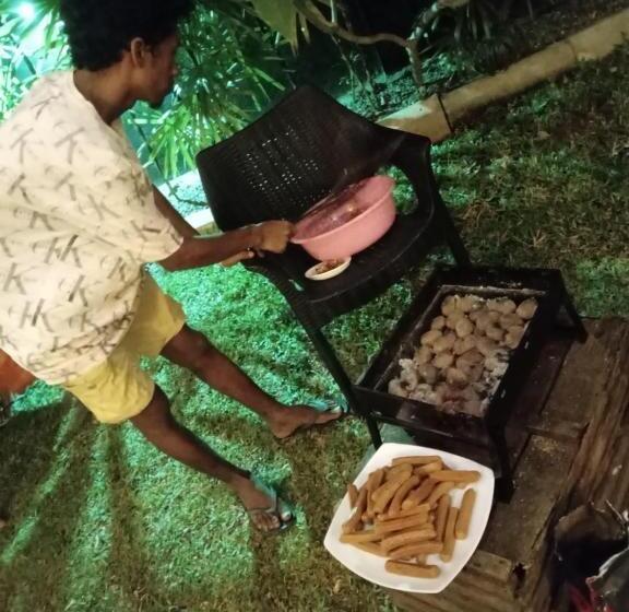 Bed and Breakfast Elephant Eye Safari House