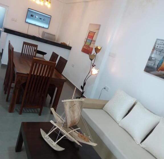 Bed and Breakfast Elephant Eye Safari House