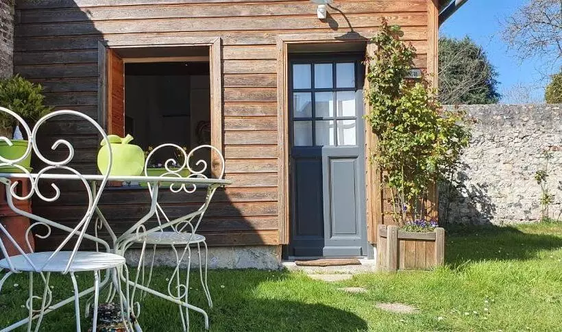 ベッドアンドブレックファースト Honfleur à Deux