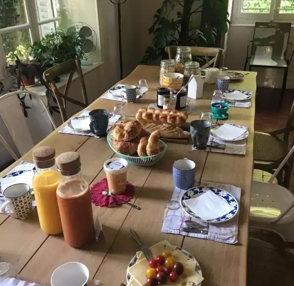 Aamiaismajoitus (B&B) Les Chambres D Hôtes Du Bois Joli