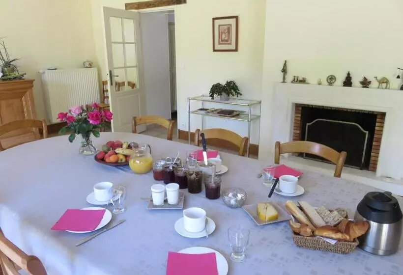 Aamiaismajoitus (B&B) Les Quatre Saisons