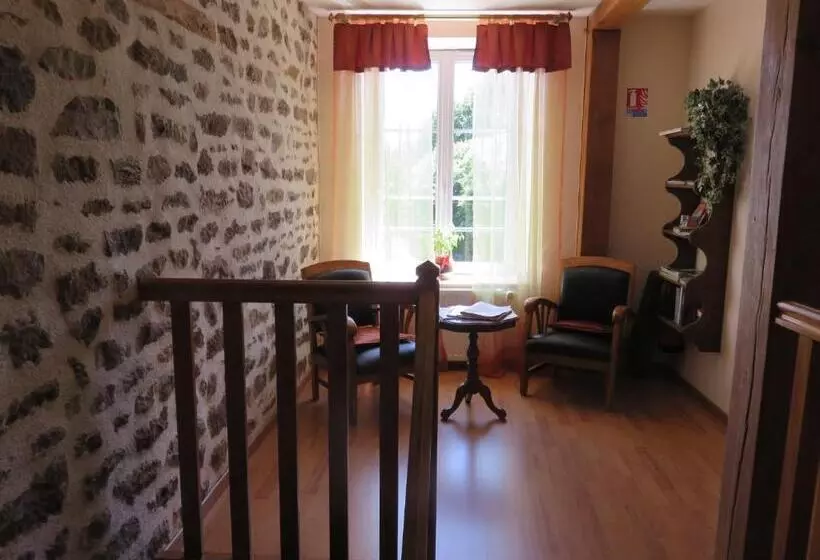 Aamiaismajoitus (B&B) Les Quatre Saisons