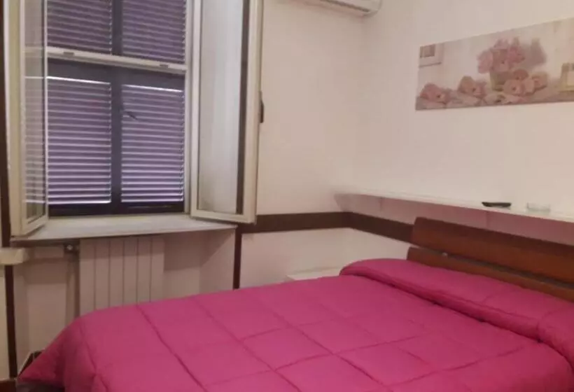 ホテル Albergo Ollolai