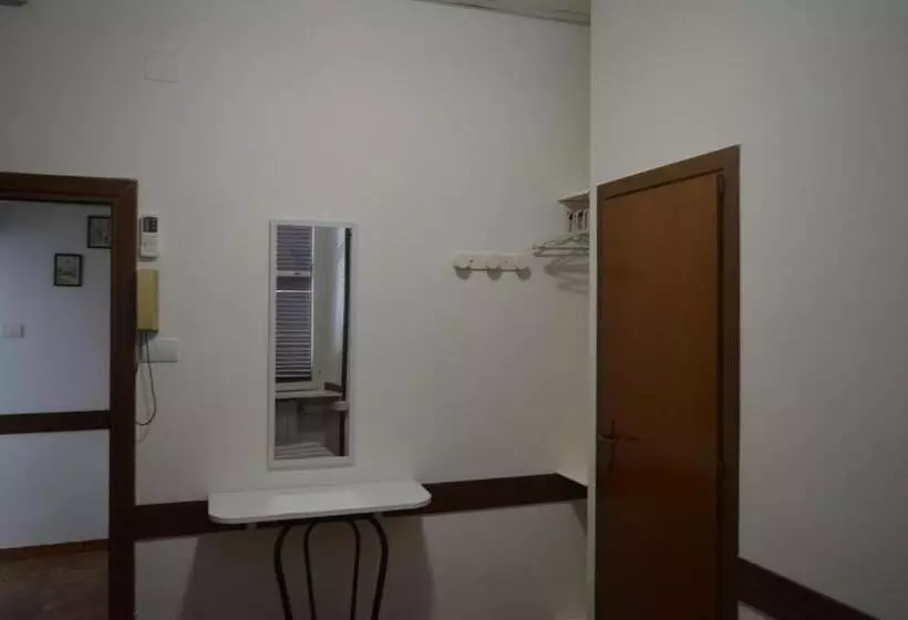 ホテル Albergo Ollolai
