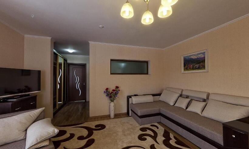 Отель Alpen House