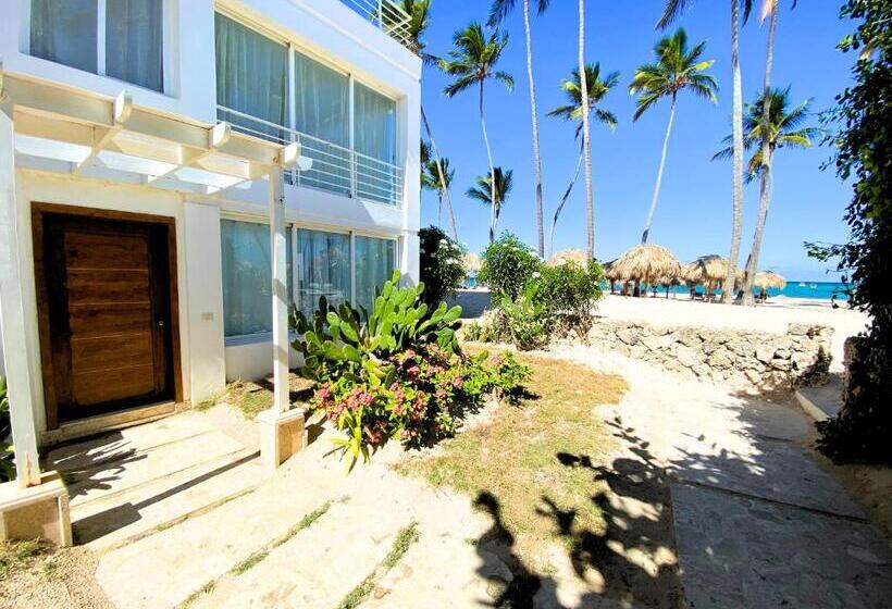 هتل Blue Mare Deluxe Bavaro Villas Beach Suites, Concierge Service & Spa