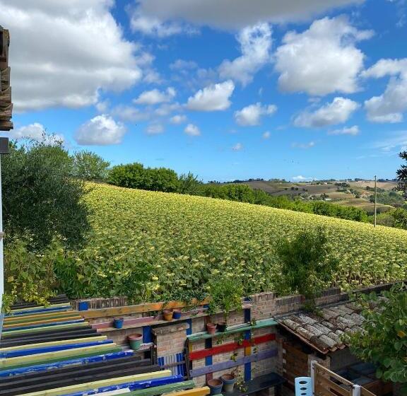 Отель Casale Barbagianni