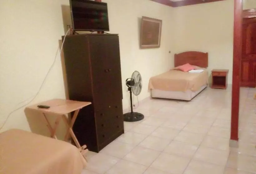 Hotelli La Casona