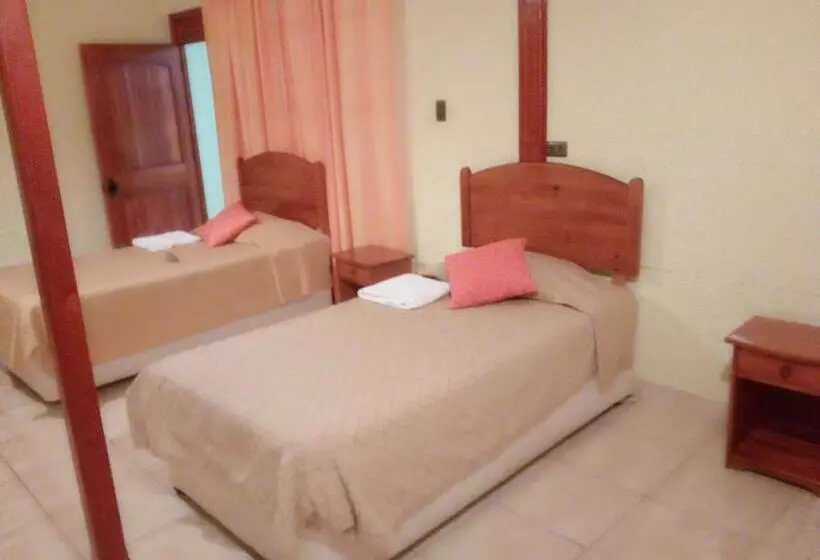 Hotelli La Casona