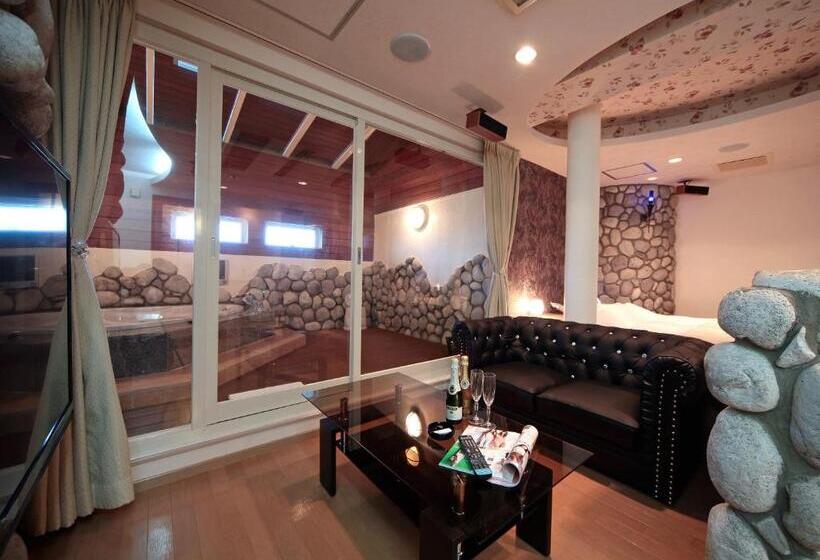 בית מלון כפרי Sweet Season