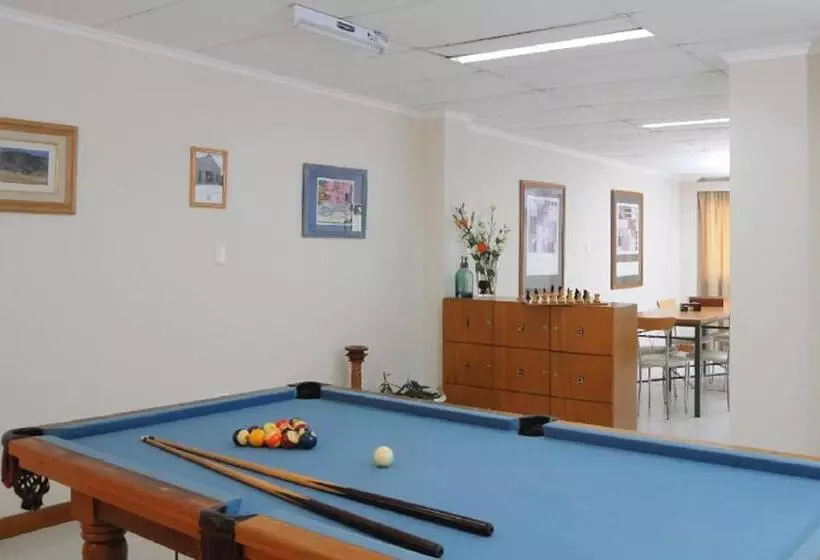 Parra Hotel & Suites