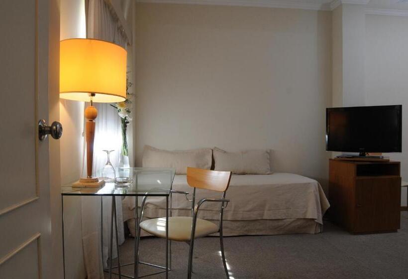 Parra Hotel & Suites