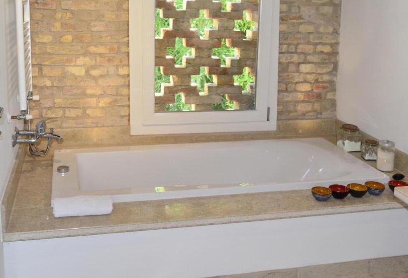 פנסיון Ca Del Tajo