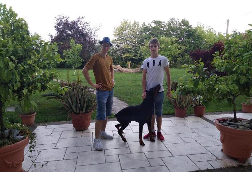 פנסיון Ca Del Tajo