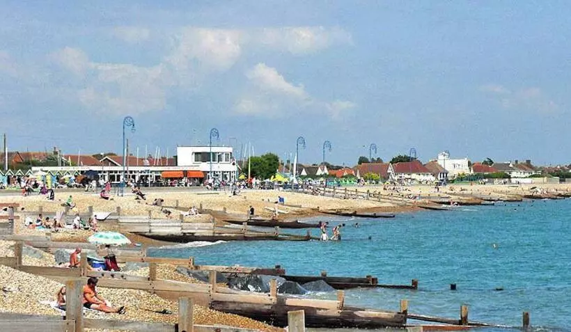 Majatalo Felpham Guest House   Self Catering