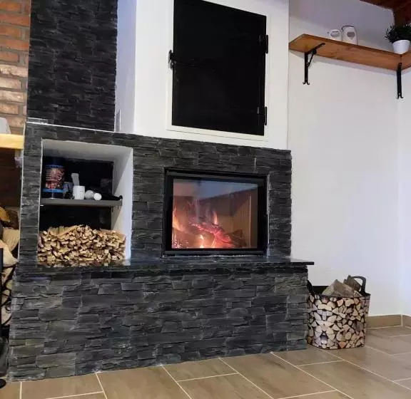 ペンション Je Sen, Ubytování Na Horách S Bazénem A Infrasaunou