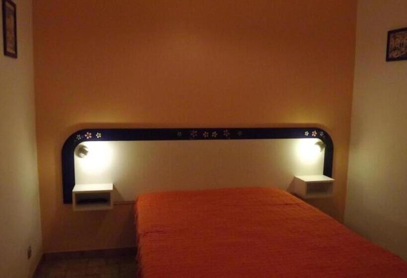 펜션 Residencia Laranjeira