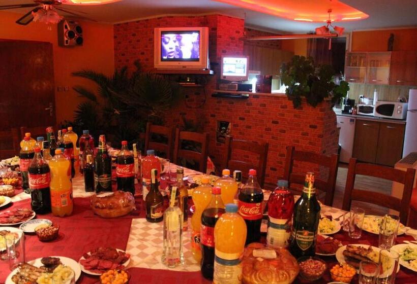 膳宿费 Vila Livadeto