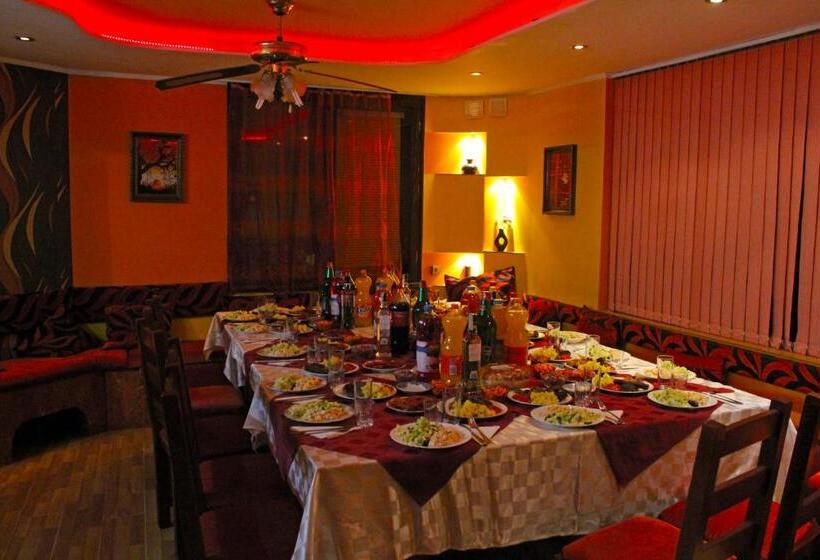 膳宿费 Vila Livadeto