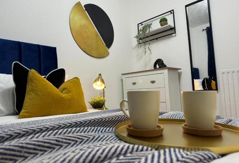 Rooms Near Me   Central Birmingham Free Parking