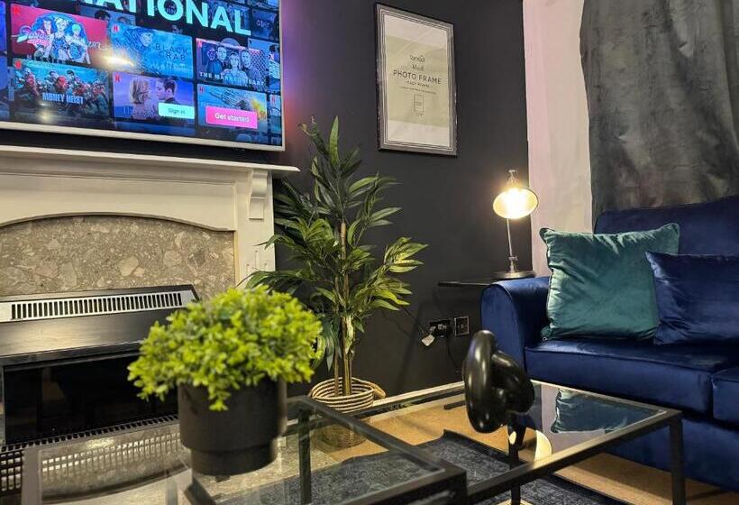 Rooms Near Me   Central Birmingham Free Parking