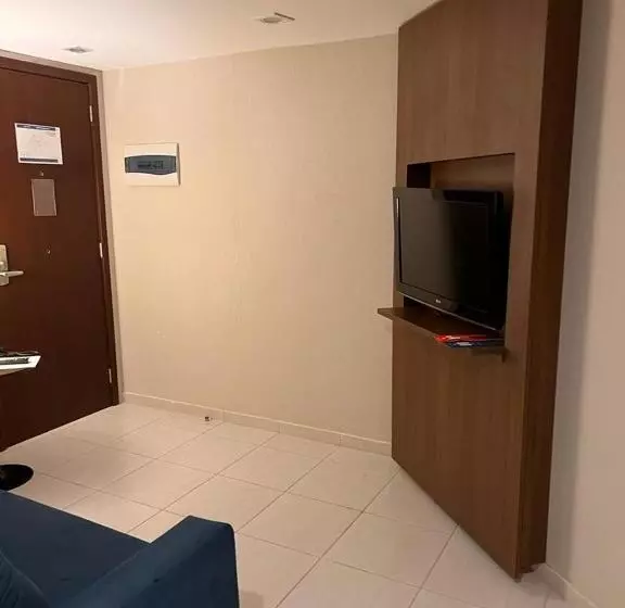 Beach Class International   Apartamento 1603