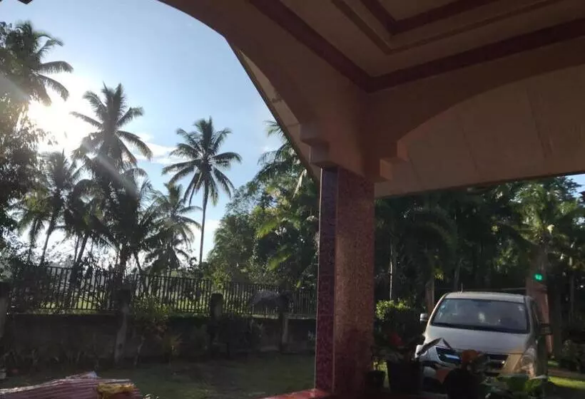 Retkeilymaja Khloe Serenity Guest House