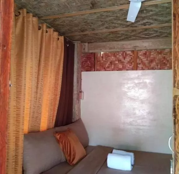 Retkeilymaja Khloe Serenity Guest House