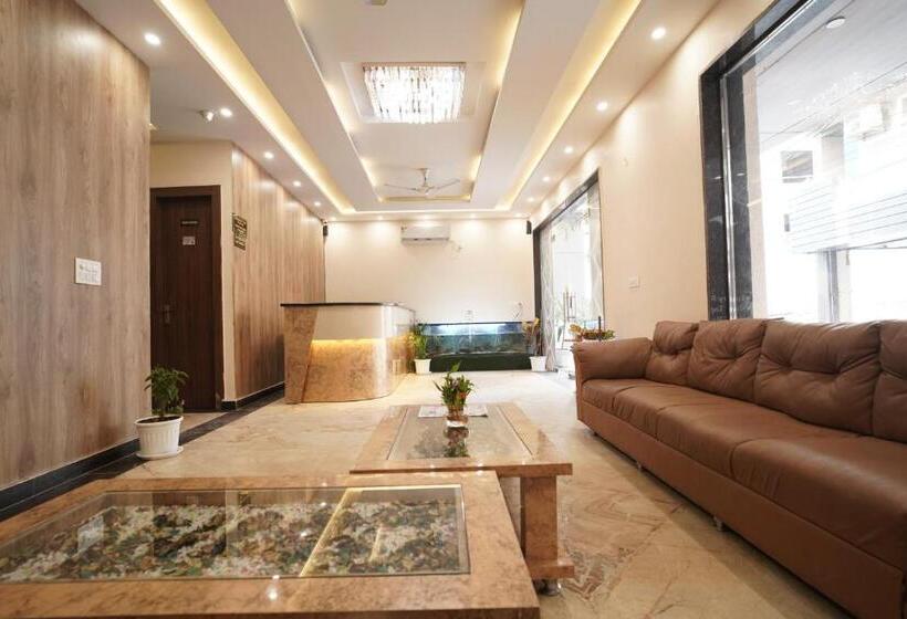 בית מלון כפרי Anant Rishikesh