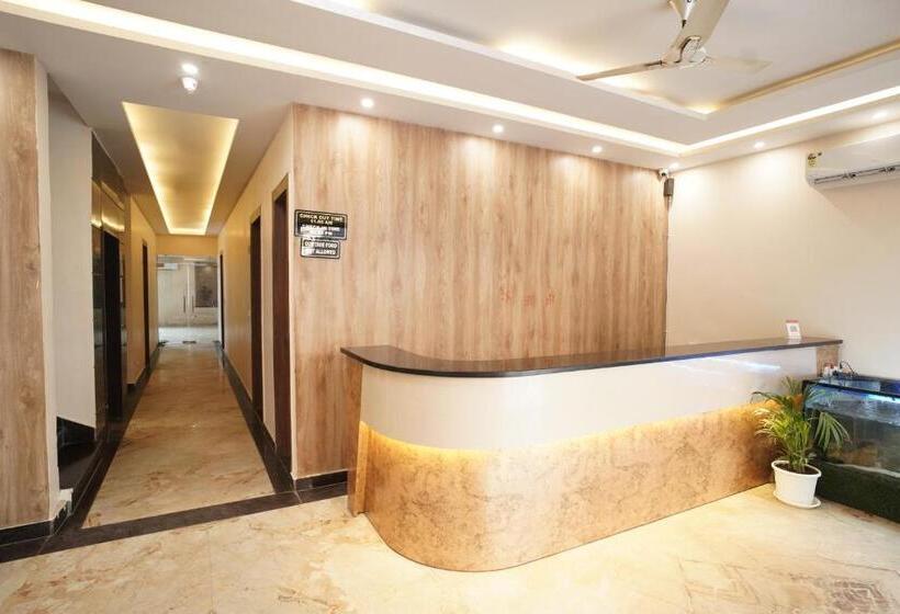 בית מלון כפרי Anant Rishikesh