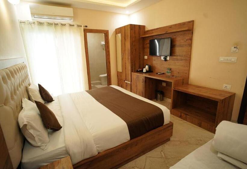 בית מלון כפרי Anant Rishikesh