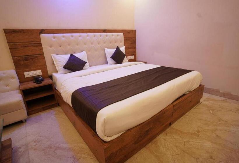 בית מלון כפרי Anant Rishikesh