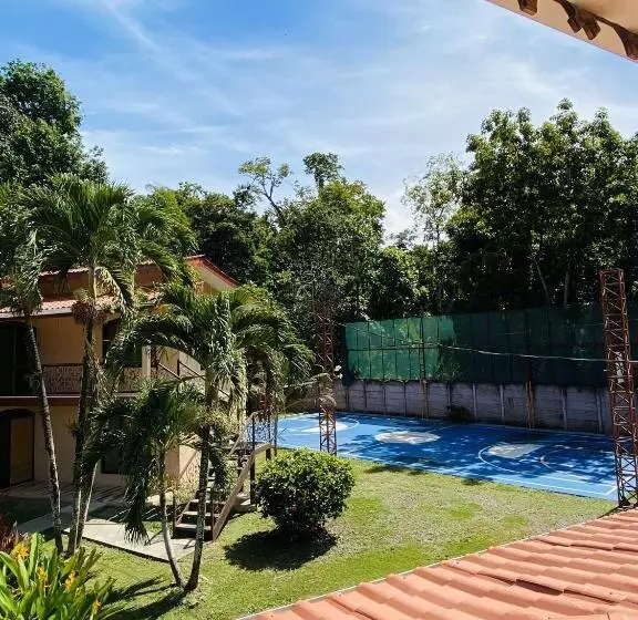 ホテル Bungalows Malú