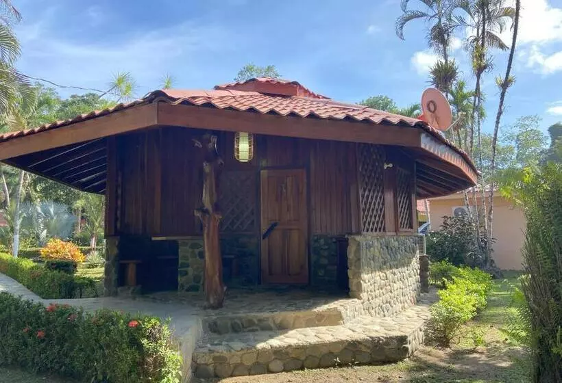 ホテル Bungalows Malú