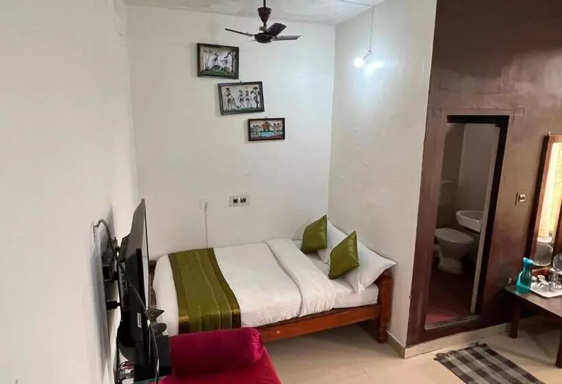 ホテル Caveri Inn