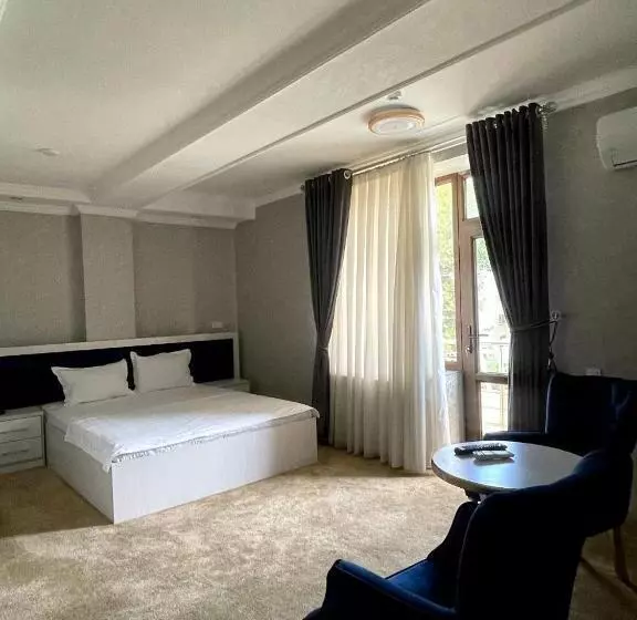 ホテル Humo Plaza