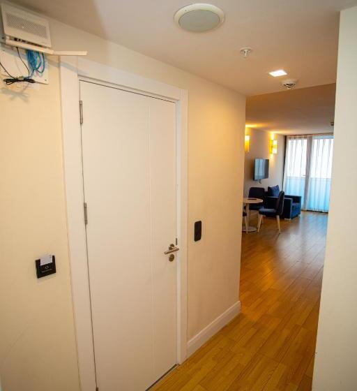 Beach Hotel Orbi City